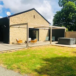 https://le-ristouar-jacuzzi-foret-et-mer.inbrittany.com
