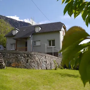 https://maison-de-montagne-proche-gavarnie-12-14-personnes.midi-pyreneeshotels.com