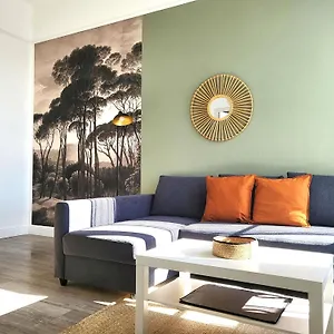 https://superbe-t2-2-4-personnes-parking-gratuit.midi-pyreneeshotels.com